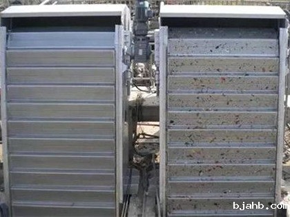 阶梯式格栅除污机